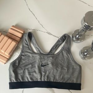 NIKE sports bra